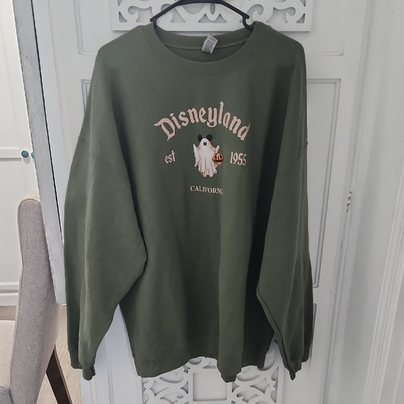 Guildan Tops - Disney Green Sweatshirt